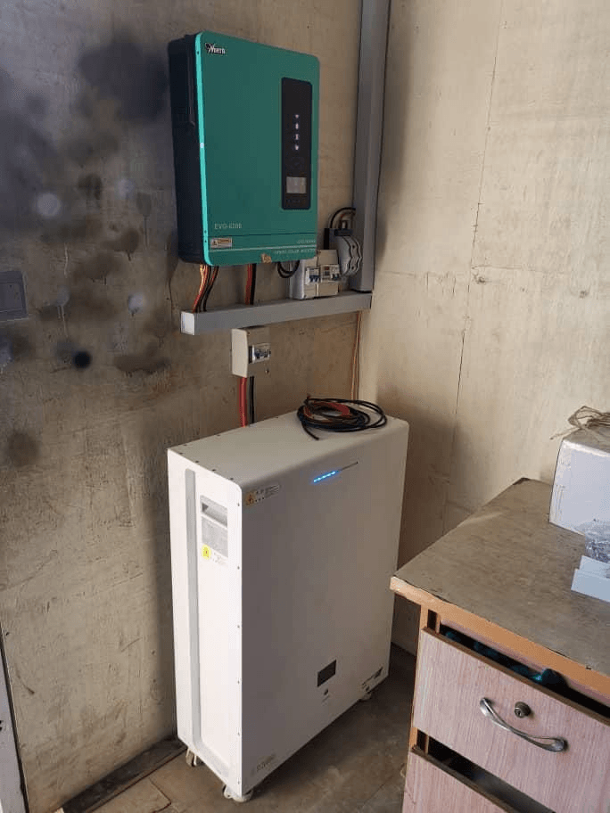 Crepower 51.2V 300AH 15KWh Lithium Battery with other 5Kw Solar inverter